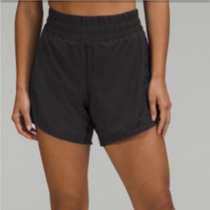Lululemon Track That High Rise Lined Short 5” - size 4